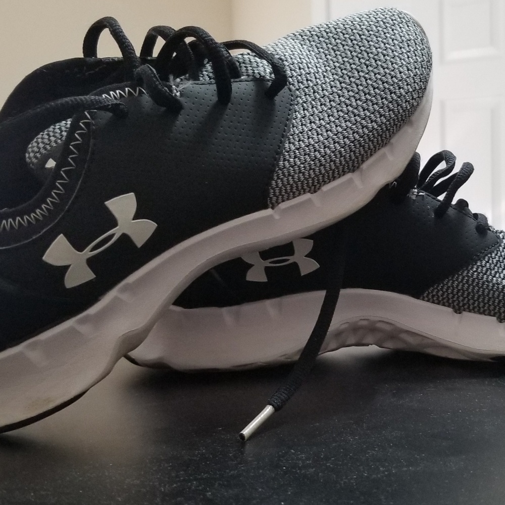 Under Armour Tennis Shoes